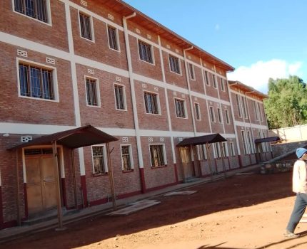 Rozbudowa szkoły w Gitega – Songa